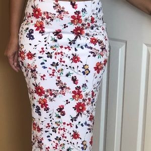 Express Floral Bodycon Skirt